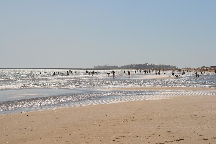 La Antilla beach